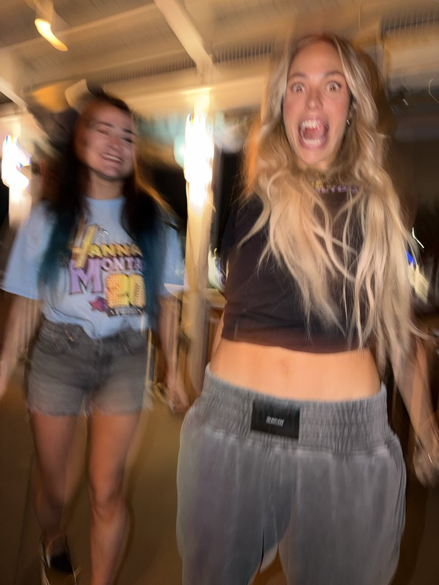 LYRA VALKYRIA tweet media