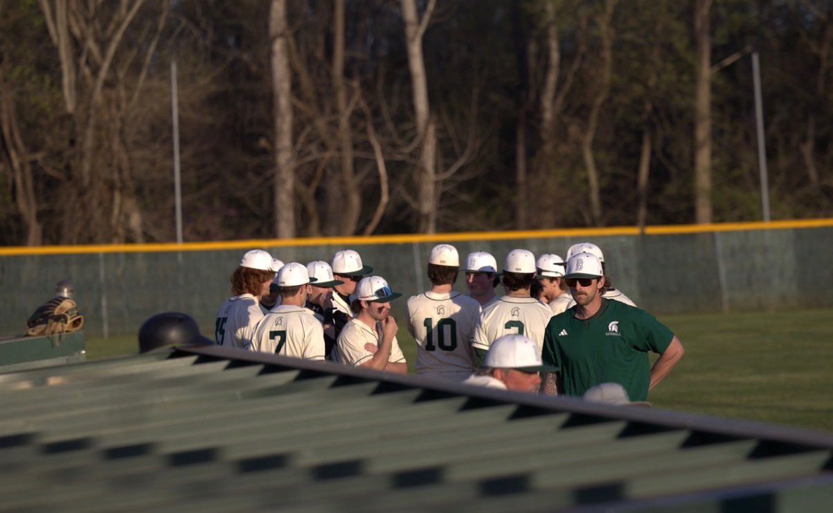 JohnSigmon704's tweet photo. Great team win with the guys last night! Came in to pitch 4 and 1/3 innings, 3 hits, 0 walks, 0 runs, 6 ks, let’s keep rolling into Friday!

#Bandys #BandysBaseball 

@BandysBaseball @BandysTrojans @Athletes_Lab @coachrembert @PrepBaseballNC https://t.co/rVPaJH59Da