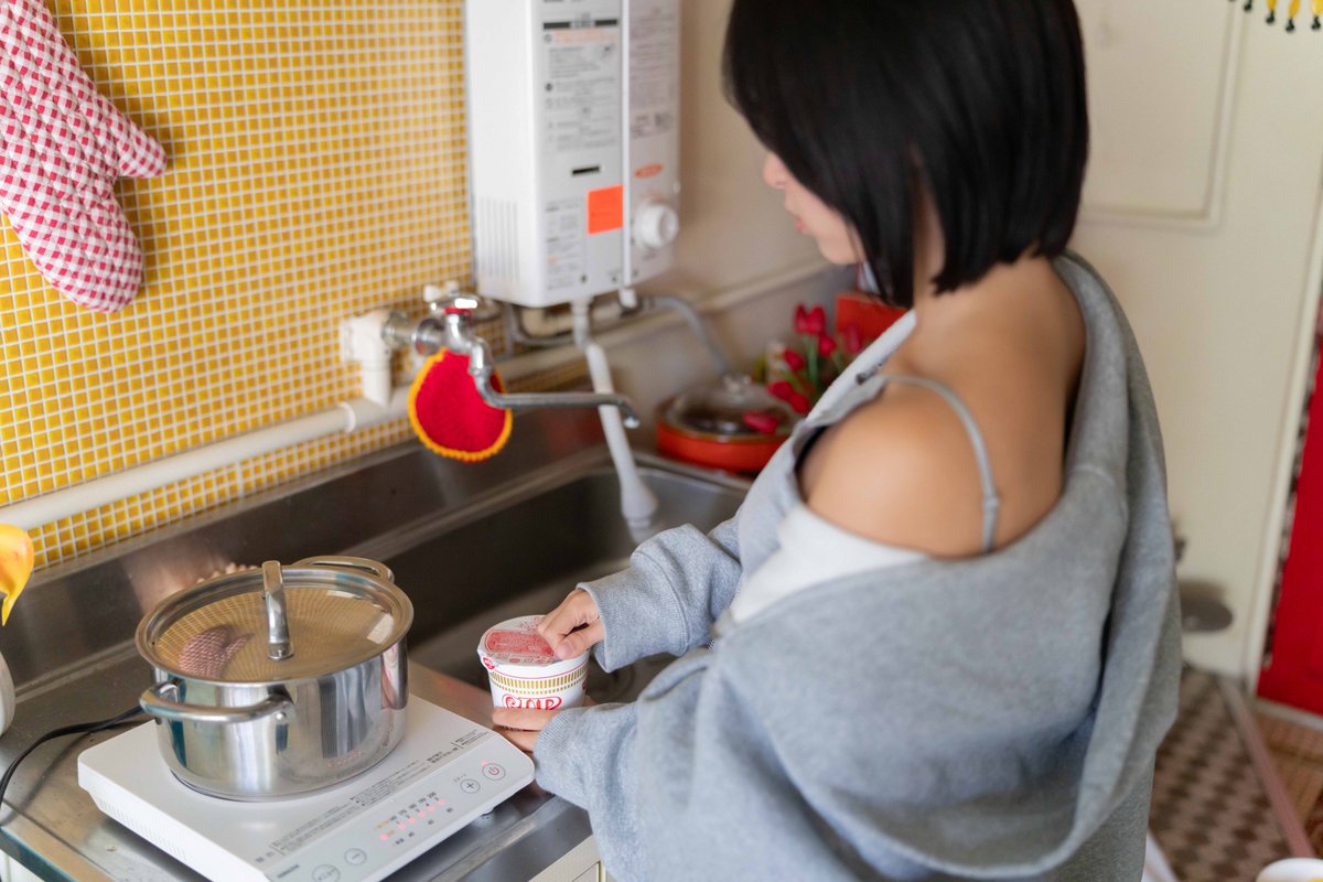 フロン tweet media