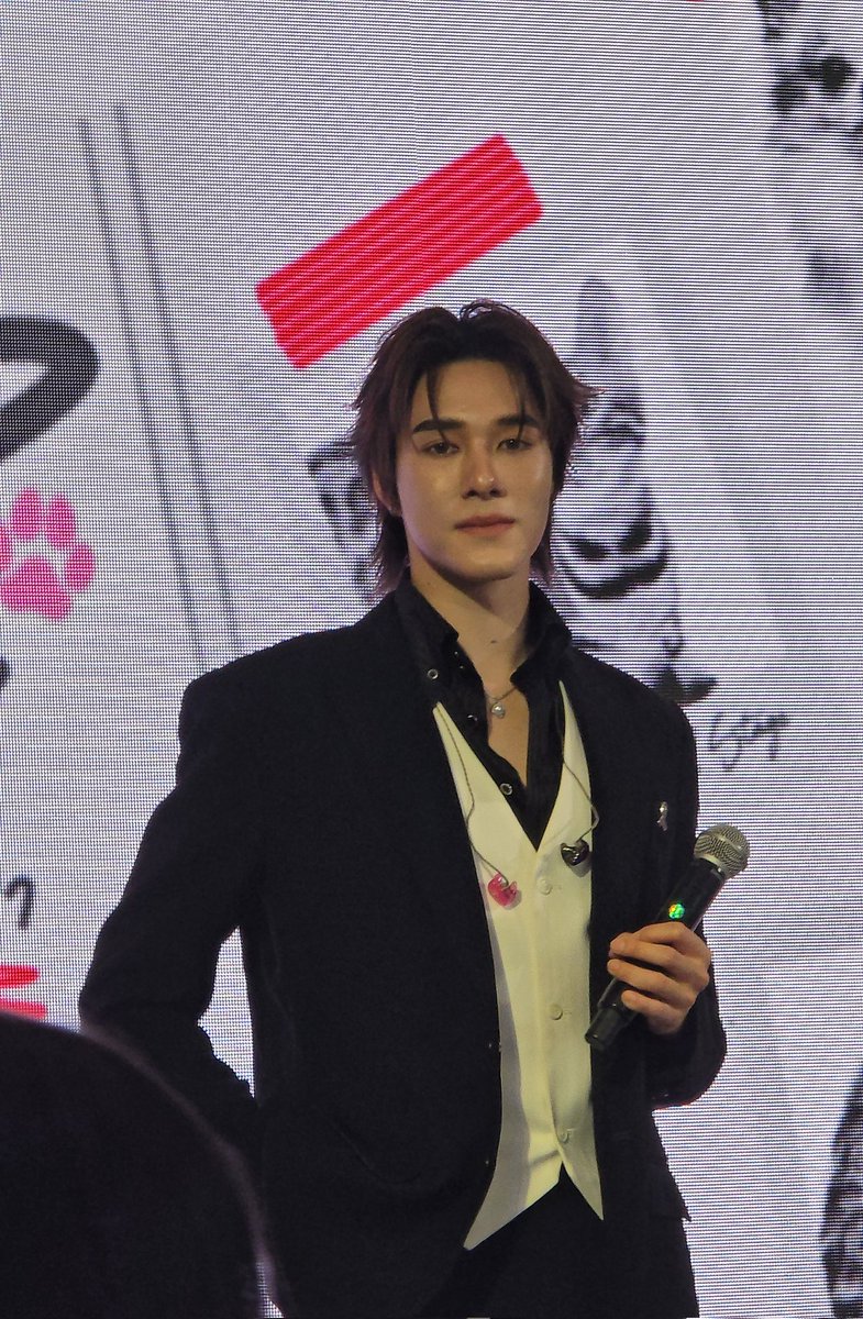 มหาสมุทรสีชมพู ∞ ลมใต้ปีก tweet media