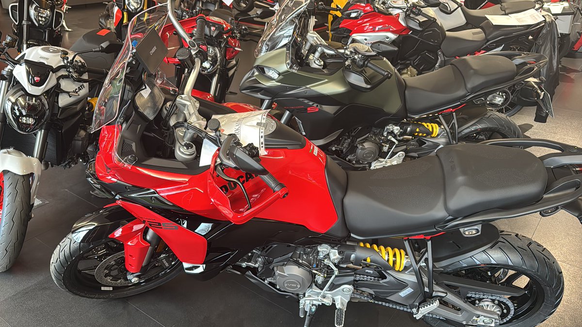 Electric AI Sheep Herder near the Alps tweet media