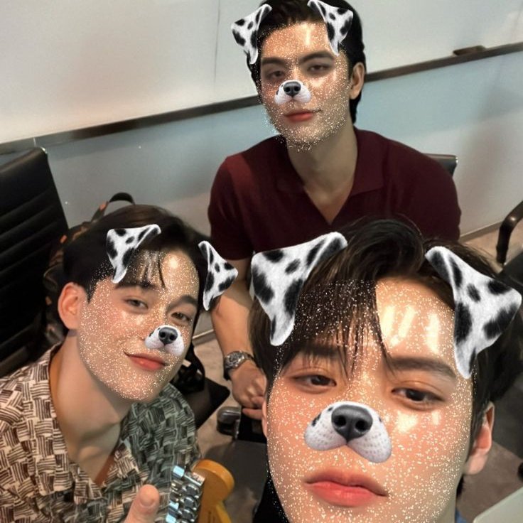 𝐽𝐺𝐺 tweet media