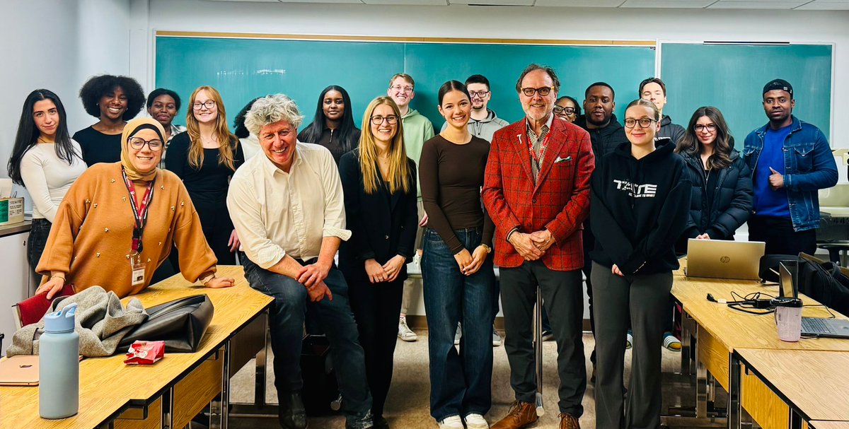 WarrenCreates's tweet photo. Yesterday, I had the honour of once again serving as a guest lecturer at the @uOttawa  Faculty of Law, in the Immigration Law course of Professor Yves LeBouthillier. It is an advanced course for second- and third-year students. The lecture I delivered (contd) https://t.co/Yh8G4EjmFx