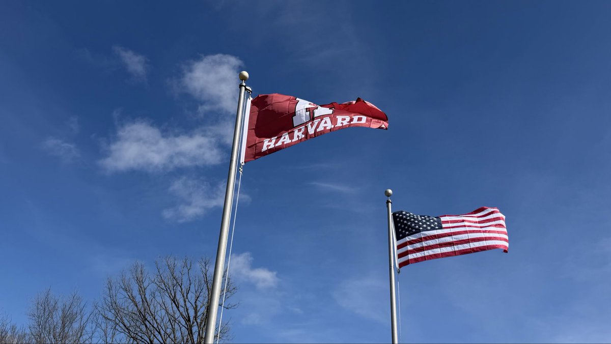 ByronErnest's tweet image. 🏟️ Can’t wait to be in the house (Kohl Center - Madison, WI) as the @HarvardWBB meet the Wisconsin Badgers 🦡 in the WBIT Quarterfinals. 🏀 @CoachMoore33 &amp;amp; @CoachAliSanders, I’m flying my Harvard flag for you all! See you all tomorrow!
#GoCrimson x #BelieveIt