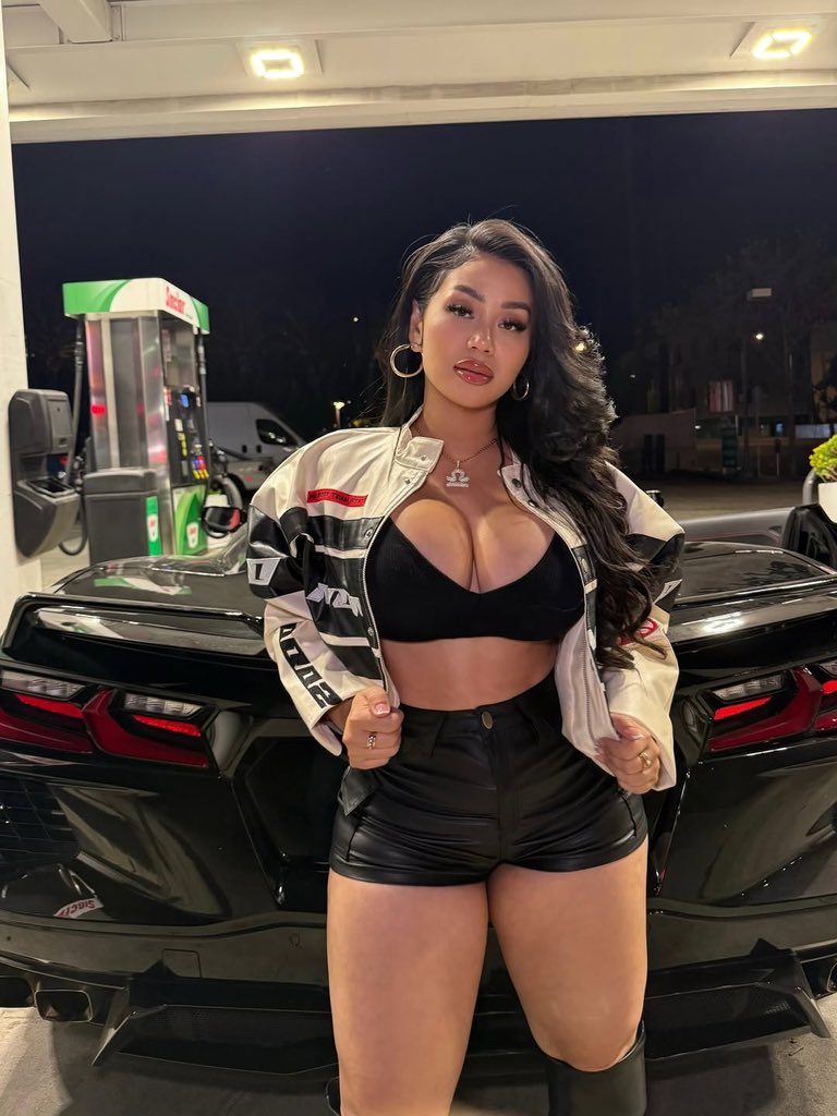 Sassy Goddess tweet media