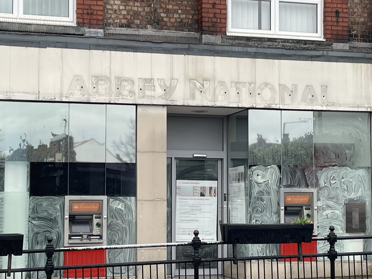 Sir David of Retrohenshire tweet media