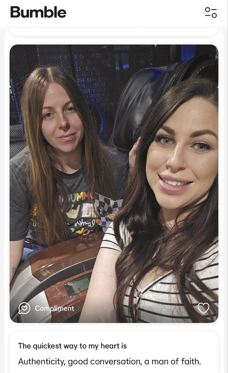 🎱 Junkie tweet media