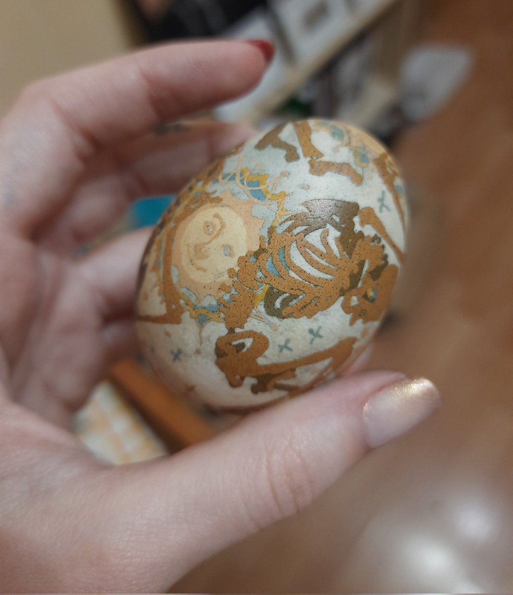 хтось tweet media