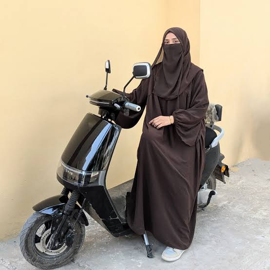 Hania Batool tweet media