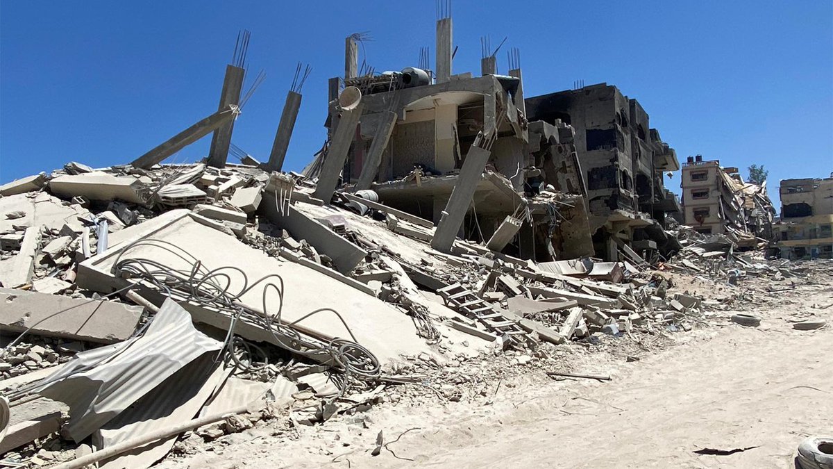 NedaaGaza90's tweet photo. War took everything from me.
I lost my home and now I live in a small rented room I can’t afford the rent, and I fear losing even this shelter.
Any help even a small amount, can keep a roof over my children’s head🙏
I need $550 to cover the rent.https://t.co/5uGkWVY3SZ https://t.co/o3Maon3sgj