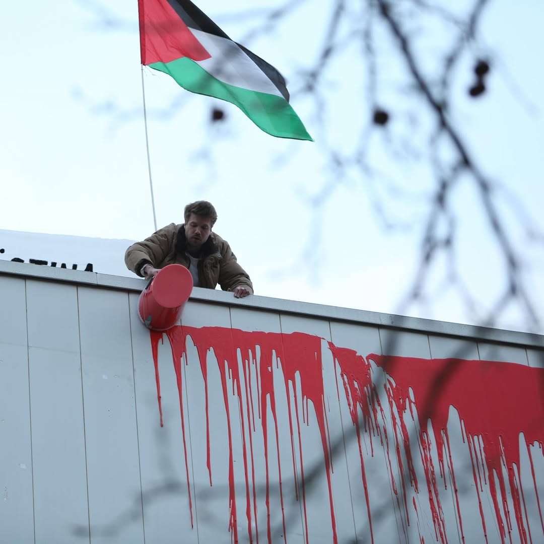 Antifa_Ultras tweet media