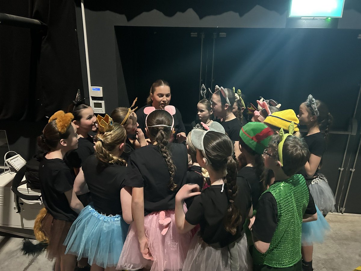 Year 6 @ St James' tweet media