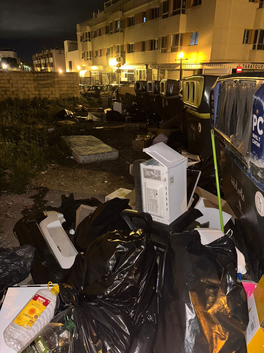 Nueva Canarias Telde <a href="/NCTelde/">Nueva Canarias Telde</a>  denuncia suciedad y deterioro en la limpieza de San Gregorio, Telde.
nuevacanariasteldeblog.blogspot.com/2026/03/nueva-…