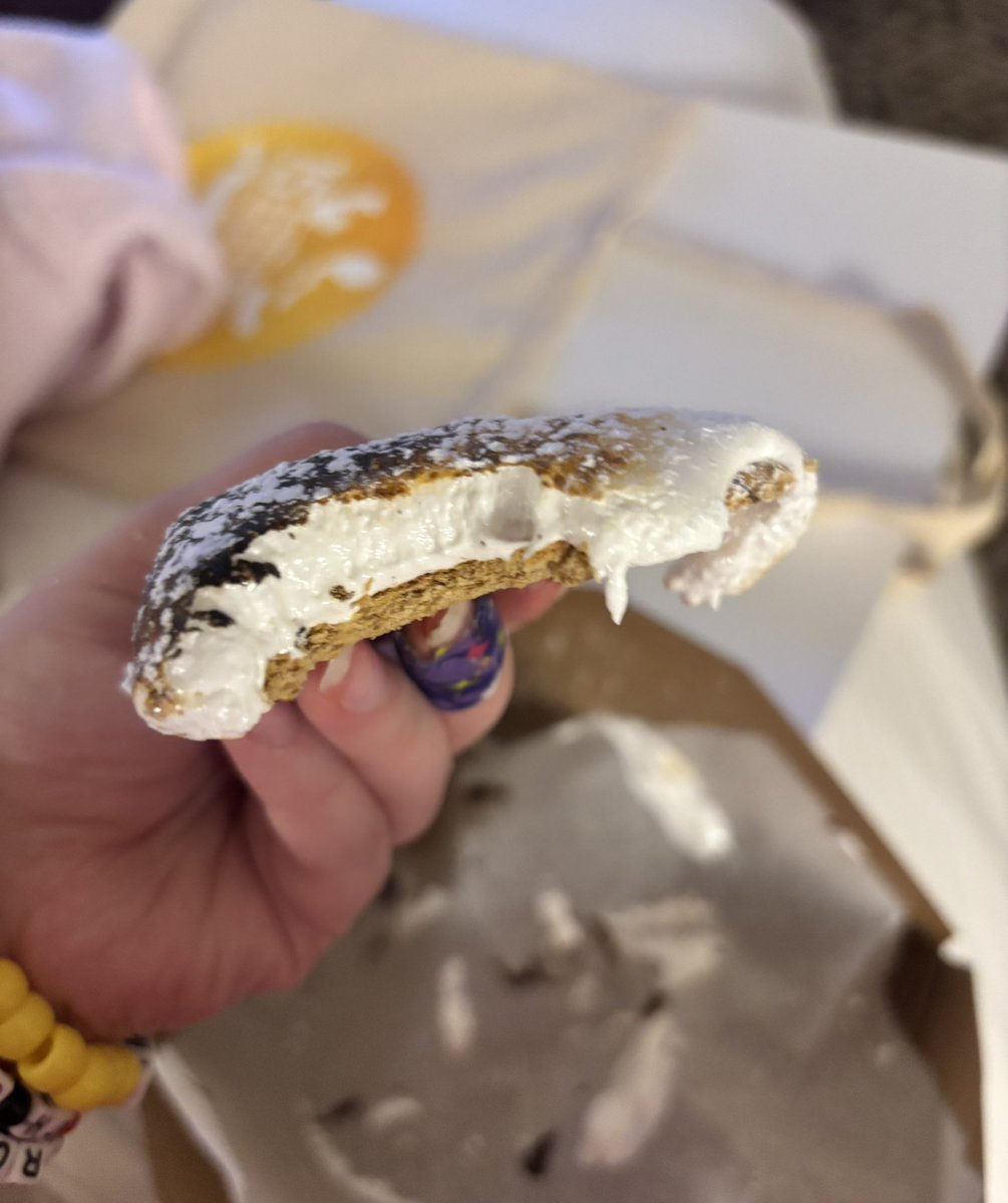 🩷🐄 Brianna @ HUGH YORK CITY. tweet media