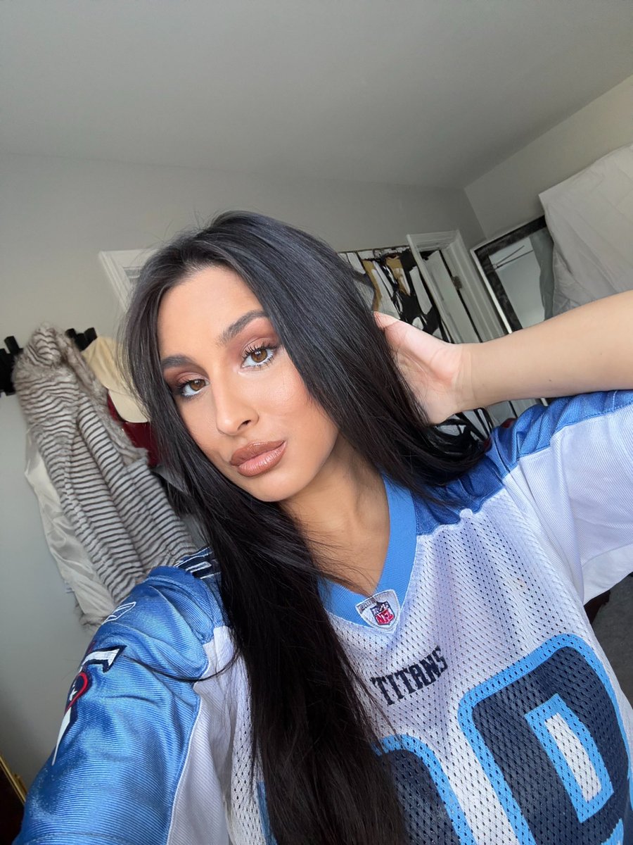 Pouty Panda #Titanup tweet media