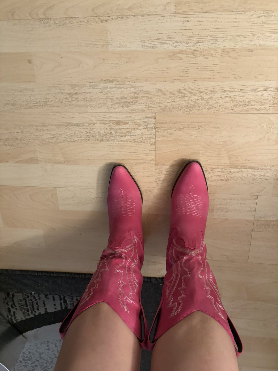 Chelsea Sommert tweet media