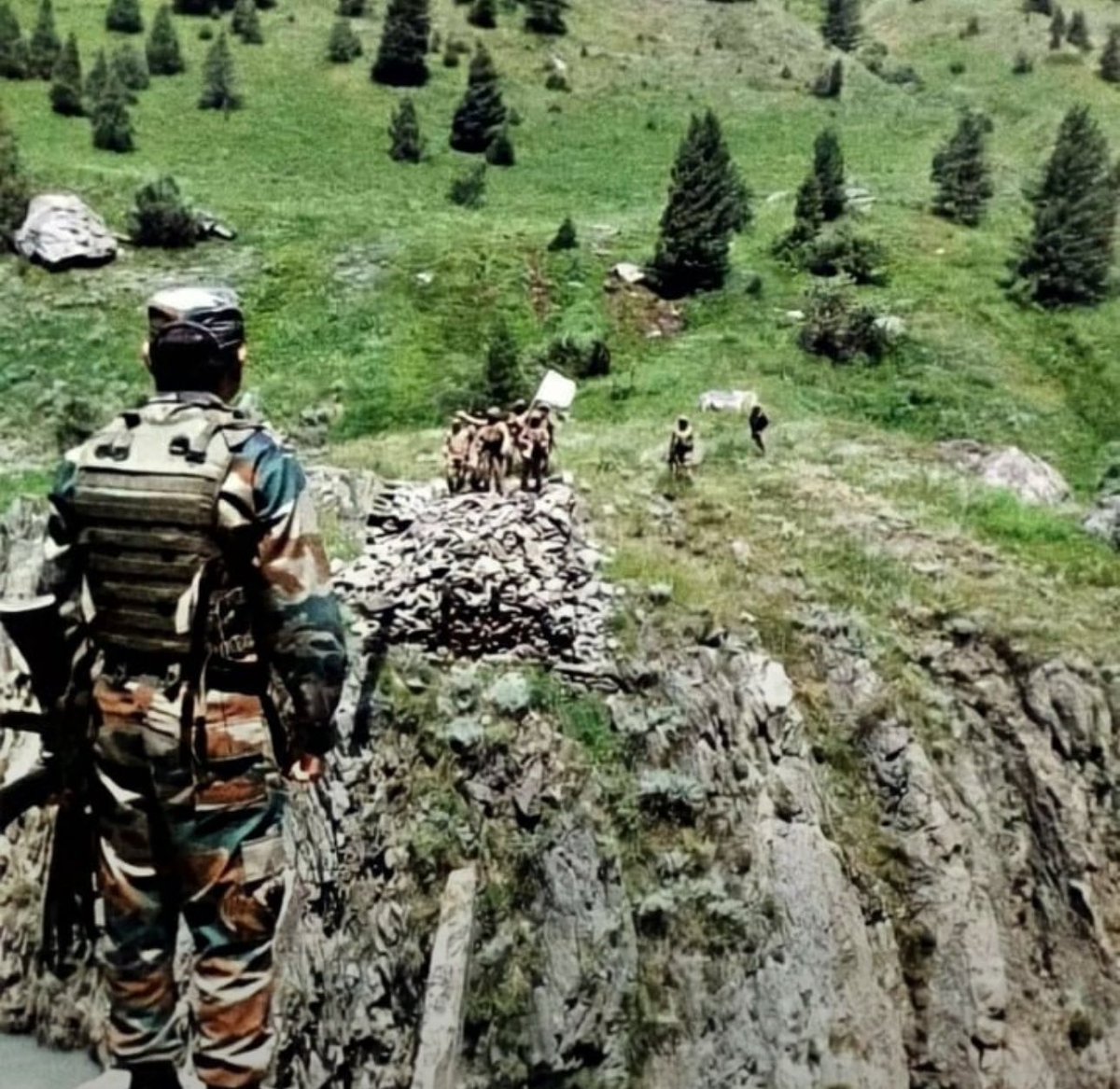 Frontalforce 🇮🇳 tweet media