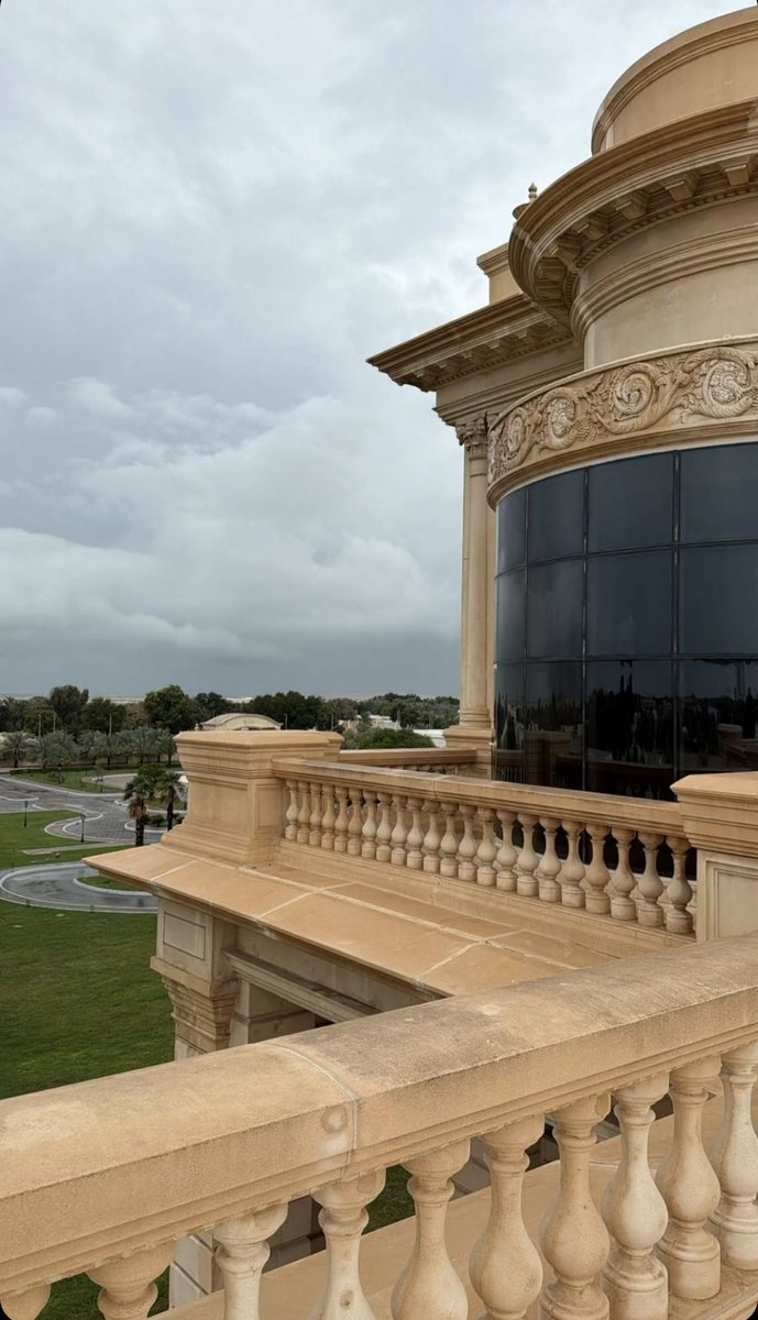 AliAlGhafiri's tweet photo. الحمدلله 🌧️ 
اللهم اغفر لوالدي واشمله بعفوك و رحمتك الواسعة واجعل قبره روضة من رياض الجنة يارب العالمين 🤲 https://t.co/gO2jqsqKX3