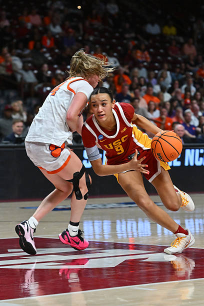 Realbuckets tweet media