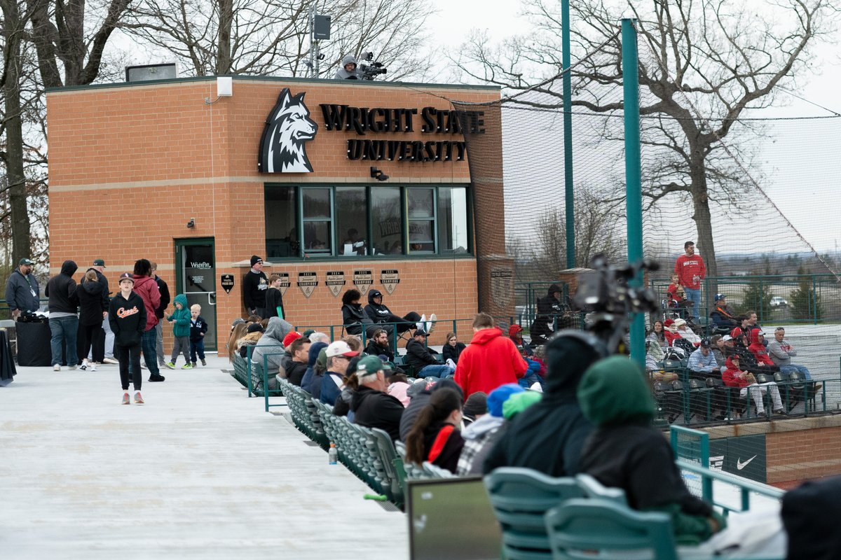 WSURaidergang's tweet image. A special thank you to all of our #RaiderFamily who showed up last night and packed the Nisch! Let’s do it again this weekend against Oakland!

🎟️ bit.ly/BSB_Tix

#Raidergang | #BuildtheMonster