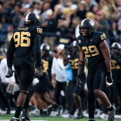 Extremely blessed to receive an offer from <a href="/VandyFootball/">Vanderbilt Football</a> ‼️
<a href="/CoachMorris_/">Adam Morris</a> <a href="/CoachHayden56/">Eric Hayden</a> <a href="/CoachFulger/">Jesse Fulger</a> <a href="/SSHS_CoachCoons/">Jon Coons</a> <a href="/tyler_calvaruso/">Tyler Calvaruso</a> <a href="/ChadSimmons_/">ChadSimmons</a> <a href="/TomLoy247/">Tom Loy</a> <a href="/adamgorney/">Adam Gorney</a> <a href="/PRZcory/">Cory Lemer</a>