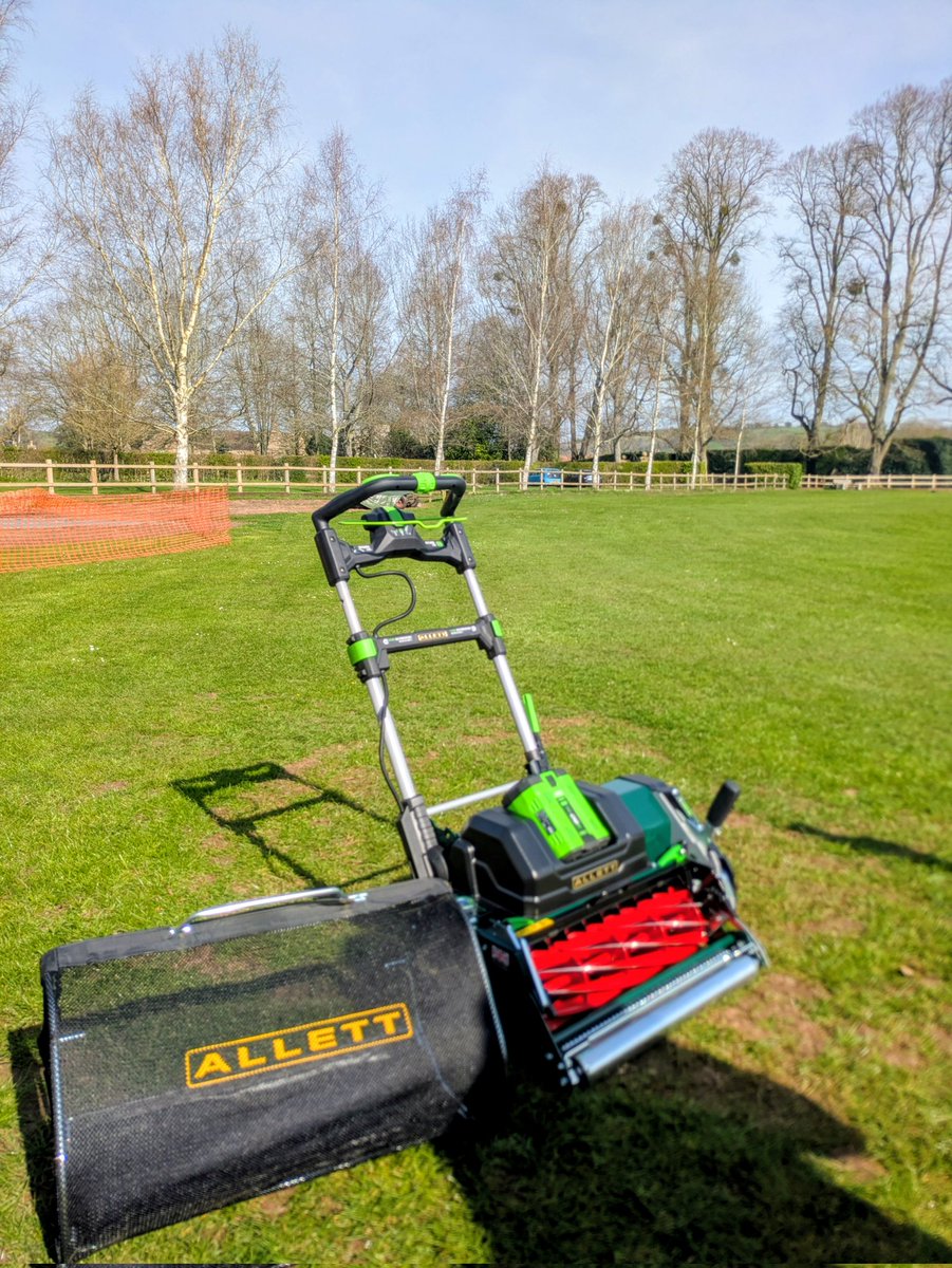 Another Allett Stirling 51 sport delivered. 
Fast becoming the cricket and bowls favourite mower.