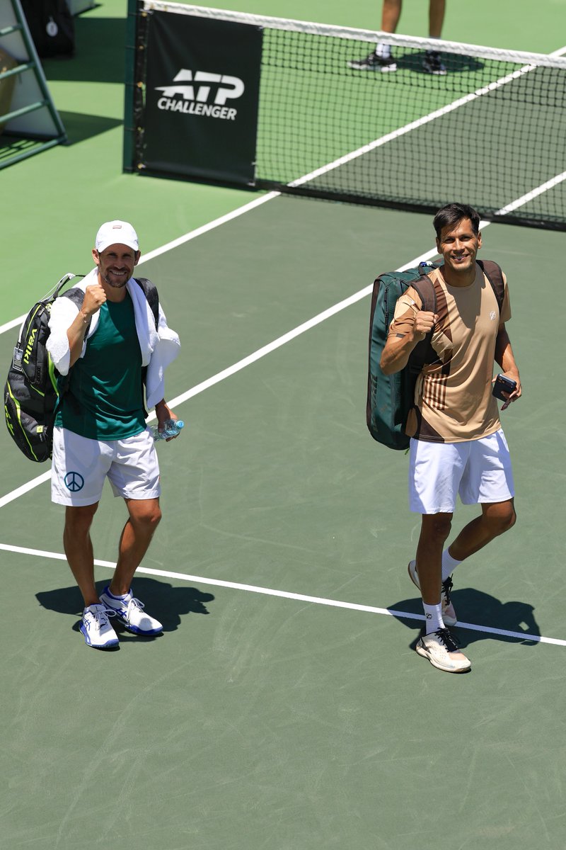 ivabianconero's tweet photo. Triunfazo en el debut😎

La mancuerna de @micky_rv 🇲🇽 y a Federico Zeballos se estrenó con una enorme victoria en el Challenger de Morelia, venciendo a 3-6 7-6 y 10-6 a Hilderbrand/Rojer https://t.co/k3jsocalrR