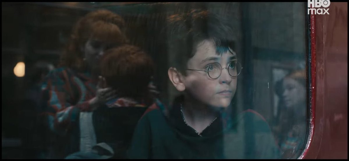 dal LOVES harry potter tweet media