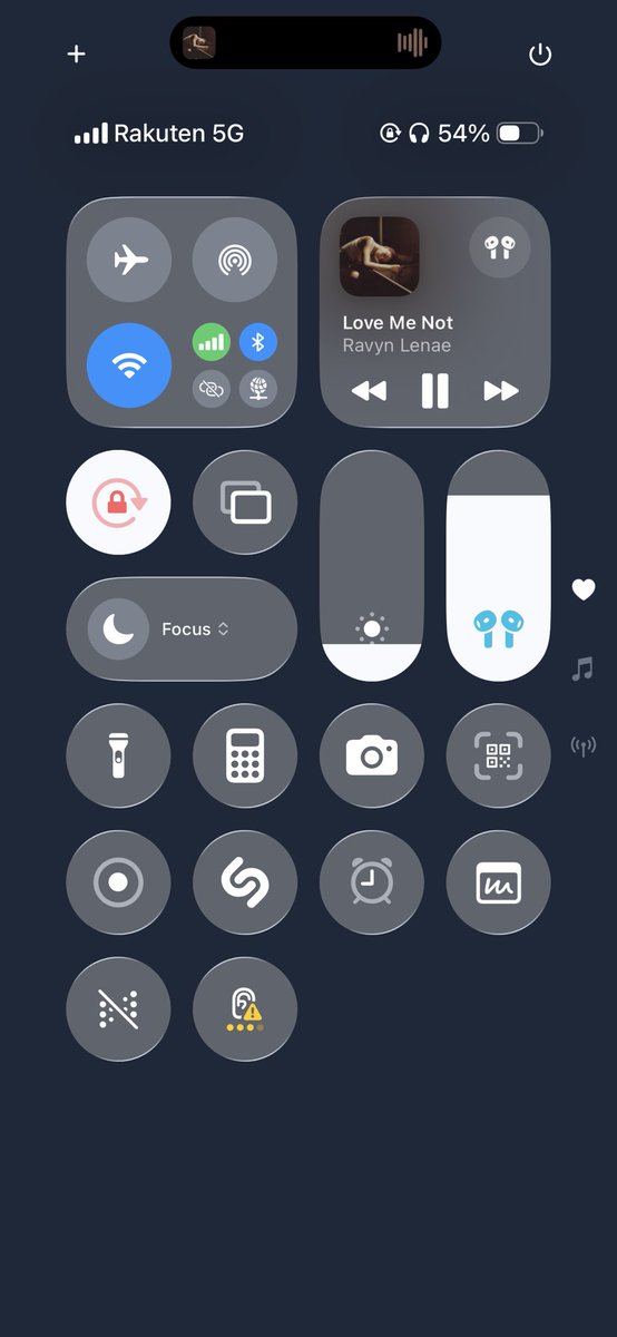 vhgahvirtual's tweet photo. dari music ini saya sadar bahwa kehidupan begitu sepi dan sunyi. hanya ada aku dan tuhan. sebrisik apapun org lain, sepenting apapun kamu menganggap dia, sesayang apapun kmu padanya, sepeduli apapun kamu pada mereka. ketika semua itu kamu lepas sejenak,kamu akan sadar kau sendiri https://t.co/kK6b0hVAm0