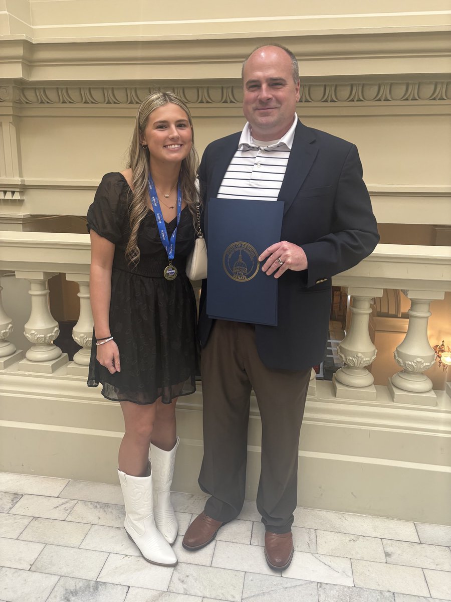 #BlueCollar Leadership 🐺