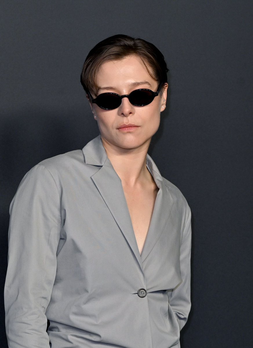 the vampire junira tweet media