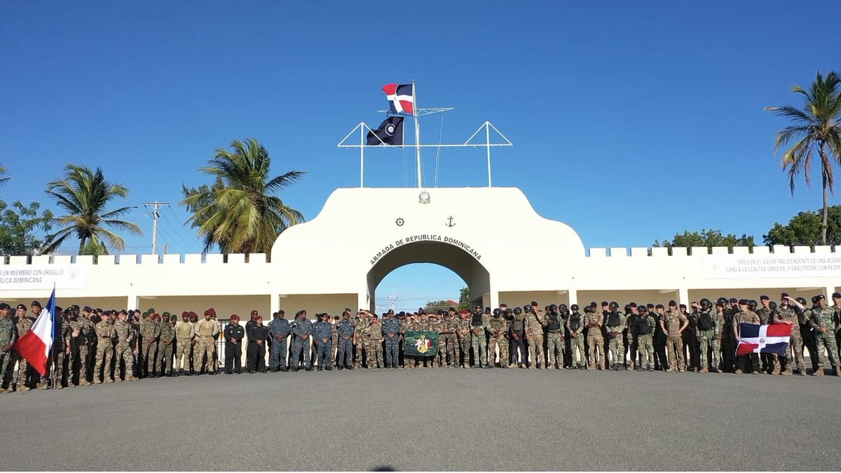 France Caraïbes Défense tweet media