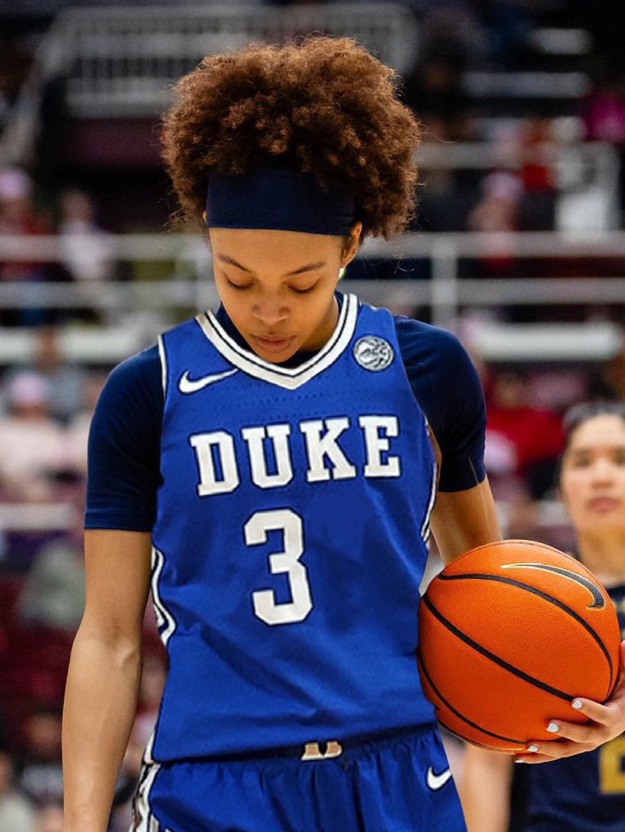 zoe t cloud & t hiedeman fc🙂‍↕️ tweet media