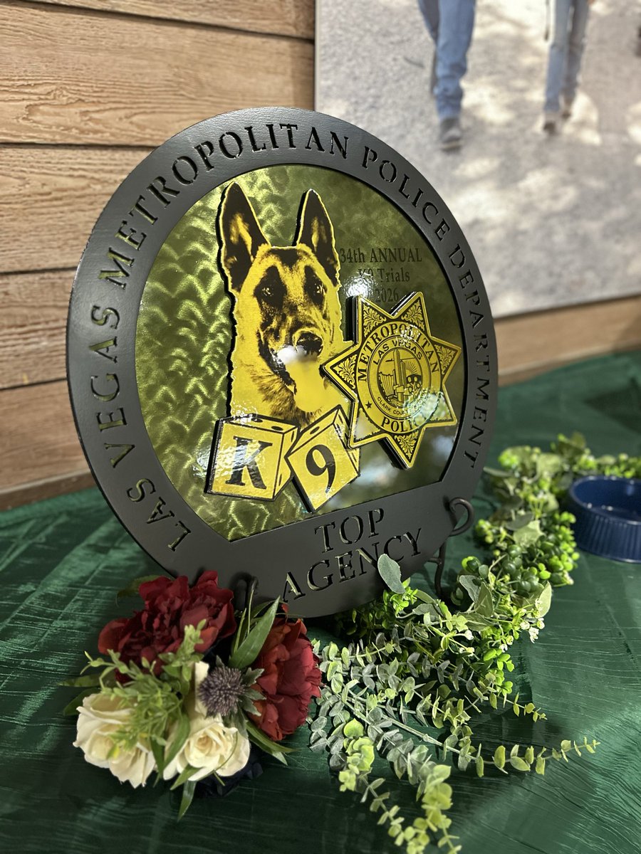 LVMPDLaughlin's tweet photo. 𝗟𝗩𝗠𝗣𝗗 𝗞-𝟵 𝗧𝗥𝗜𝗔𝗟𝗦 🚓 🐕

What a weekend of fun! This past Sunday K-9s from across the country competed in various different obstacle course.
#k9 #community https://t.co/s3x2fPwR2l