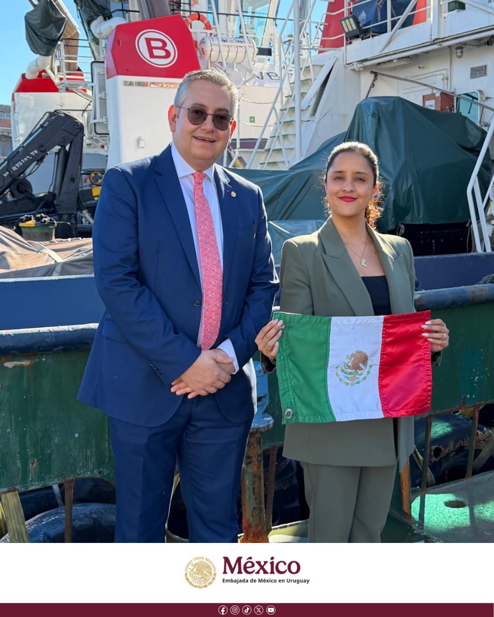 EmbaMex Uruguay tweet media