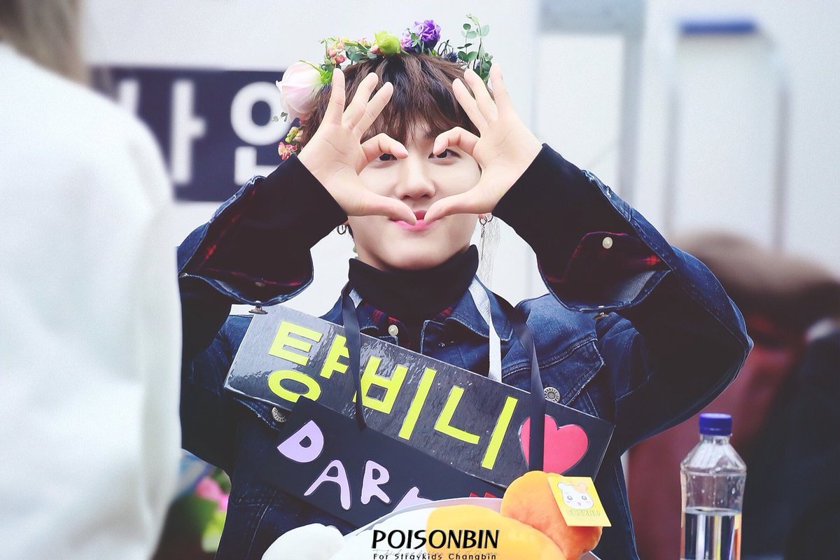 hourly binnie tweet media