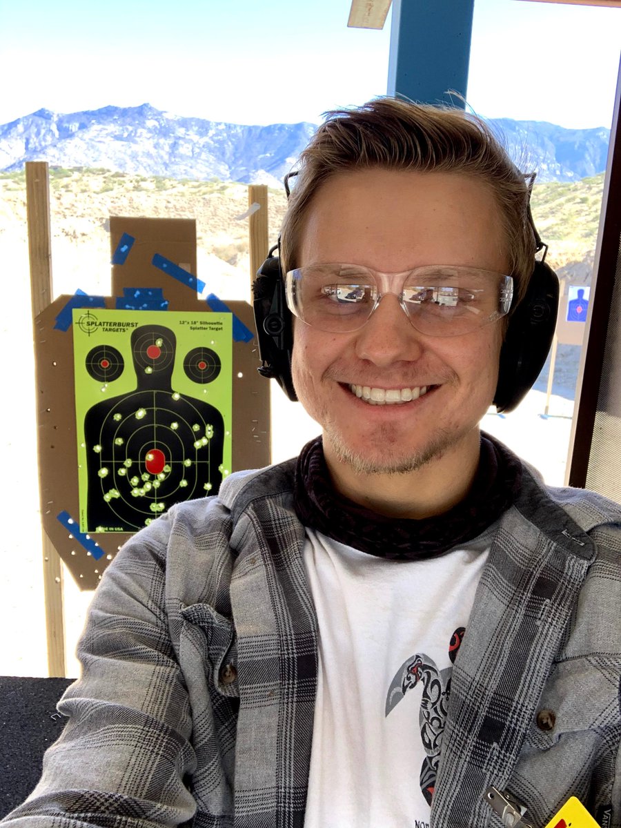 Simbuilder's tweet image. Some of you act like you've never seen a conservative before.

Circa 2020.
#Consitution #2nd