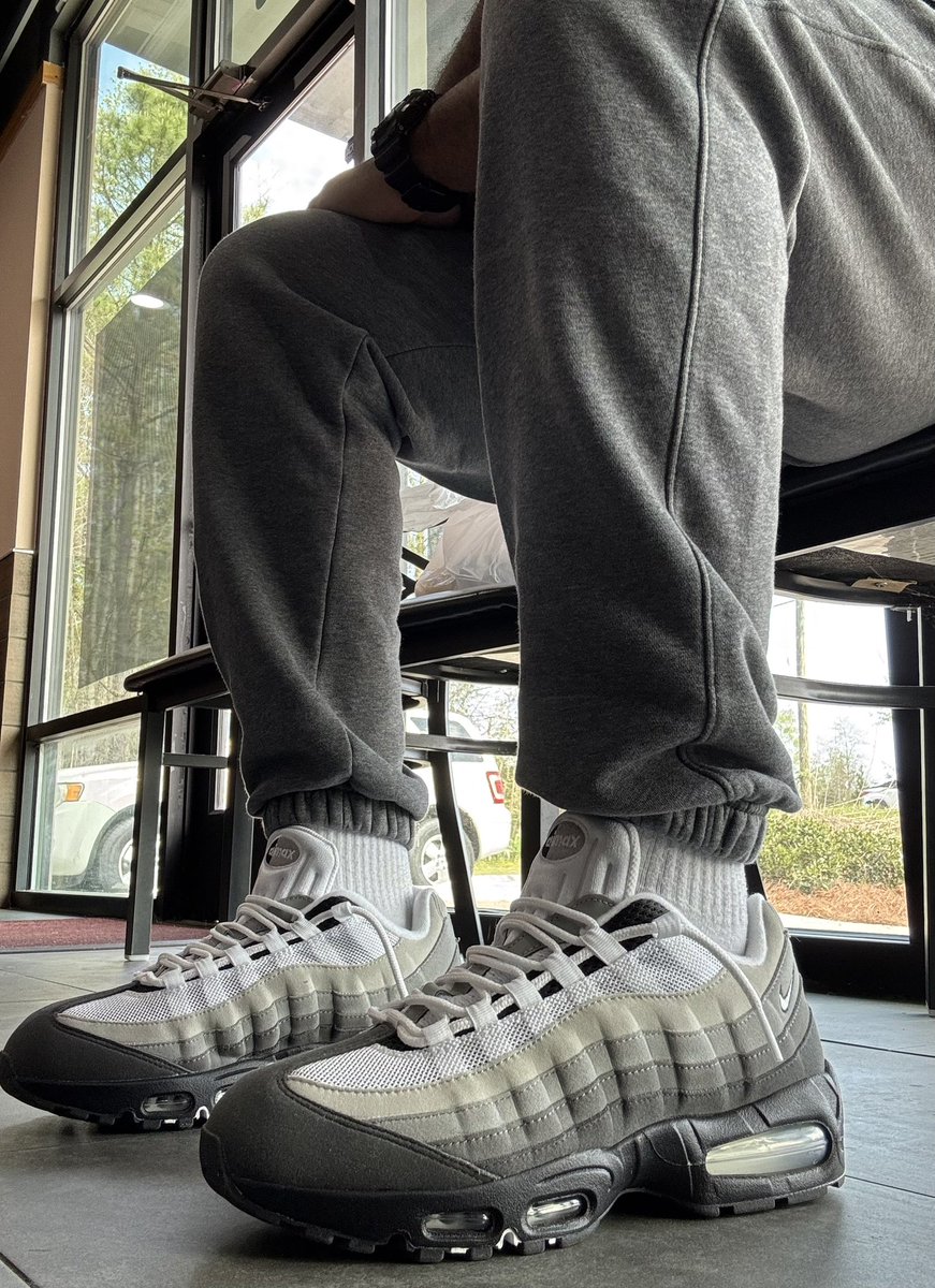 DJ T.Mobile - SDM tweet media