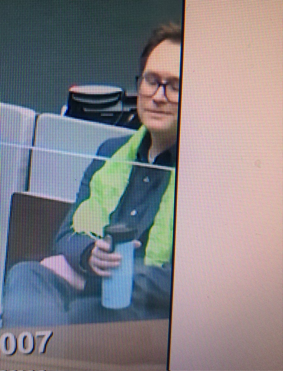 unscrew the news tweet media