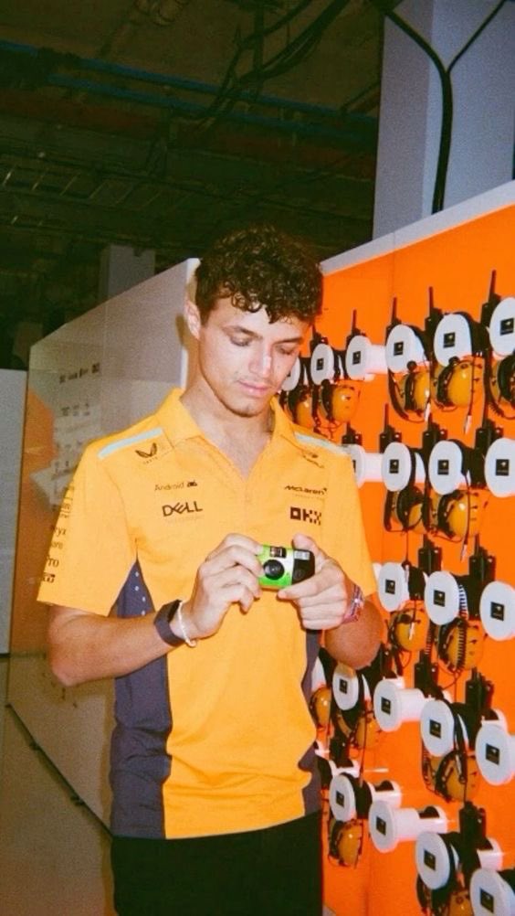 mia ミア ౨ৎ tweet media