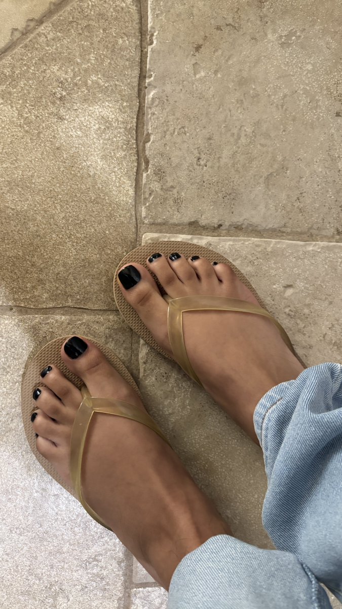 Laylaybrat ( HippyLay) tweet media