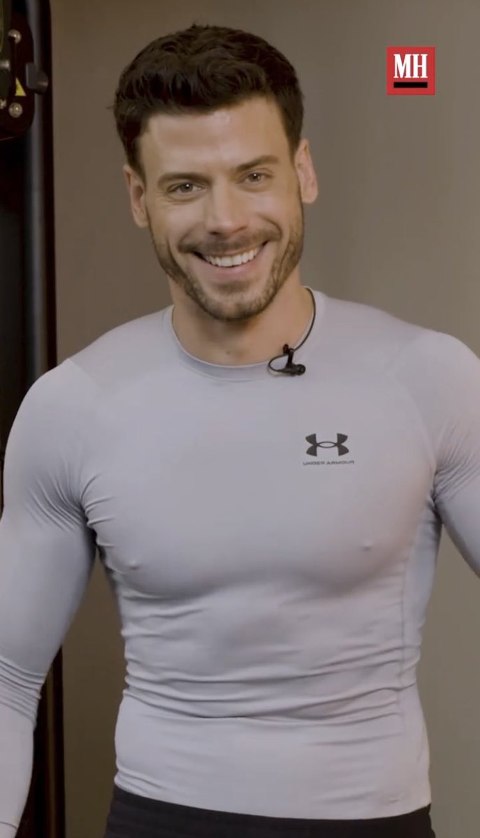 I think this shirt deserves a nomination too 😮‍💨
