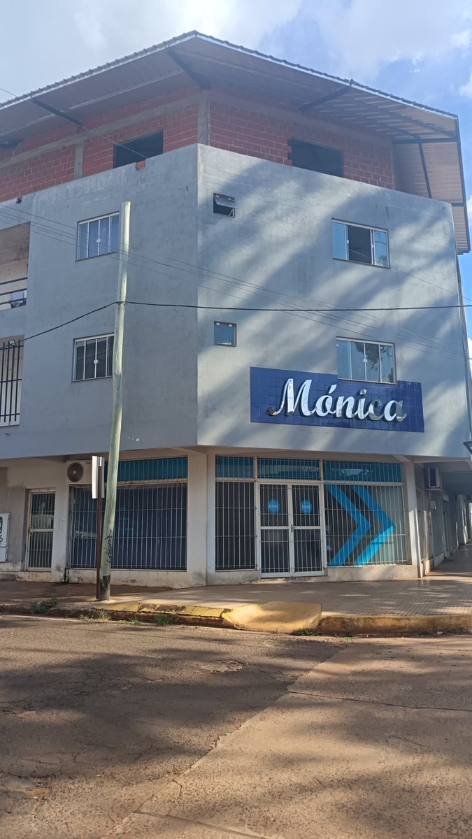 Iván está en Iguazú tweet media