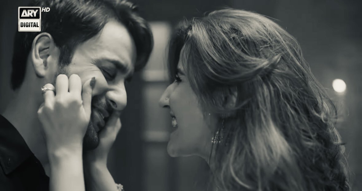ashaxo11's tweet photo. lowkey it hurts while thinking abt their divorce! What a beautiful couple it was
#sharpasand https://t.co/PPxs8Pc4VD