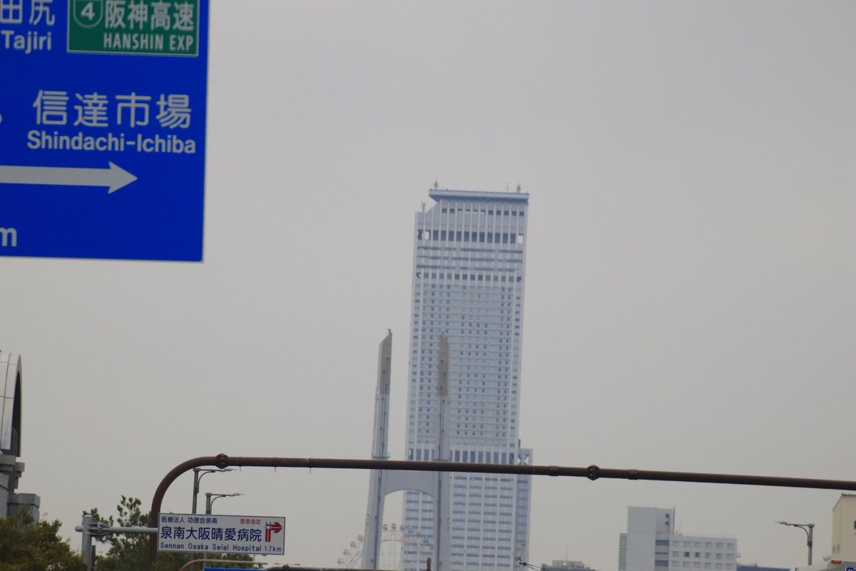 たけひで tweet media