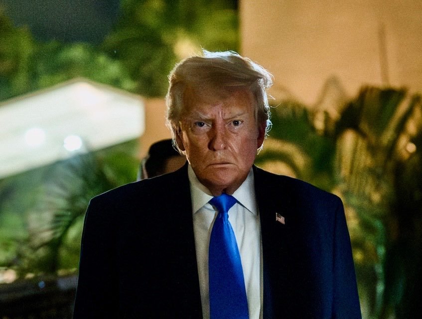 GroismGodswill's tweet photo. President Donald J Trump @POTUS will be Obliterate if dares to step in China as traps has been set before him. They will likely neutralize him along the way or even in China land. @BarronTNews_ hmm this is serious and your Dad shall act faster to reject the visit or invite china. https://t.co/ndUk1Fr20R