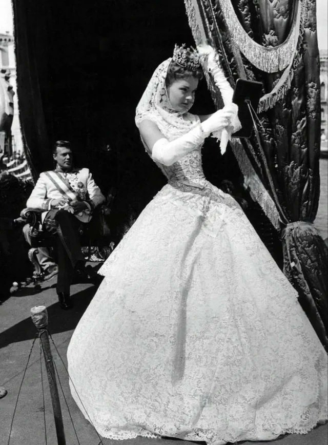 romy schneider daily tweet media