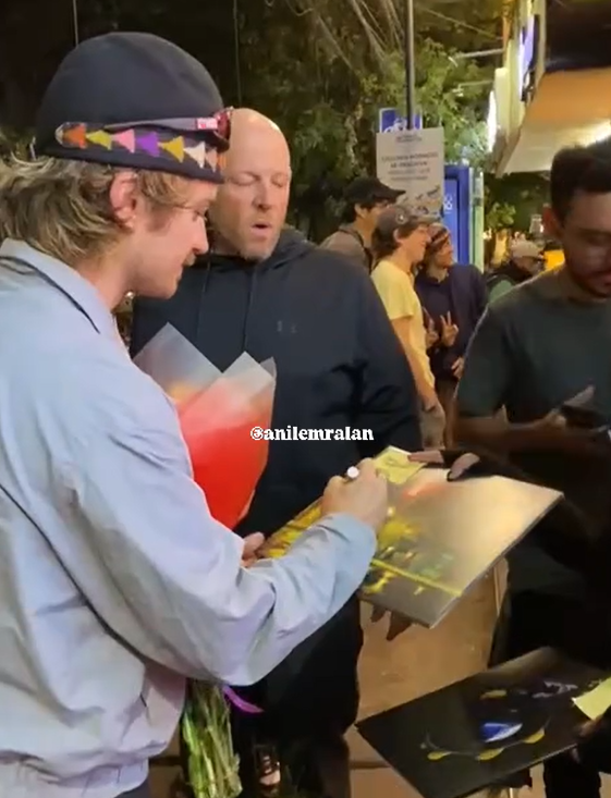 juls | nena de joe tweet media