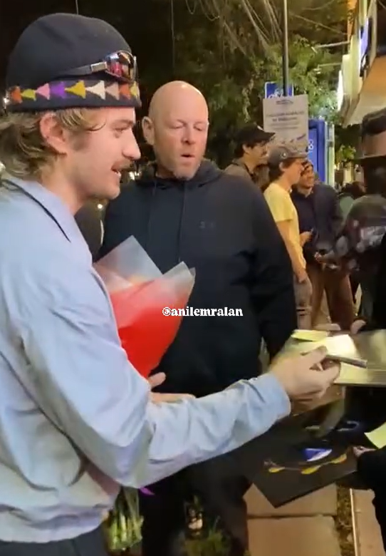 juls | nena de joe tweet media