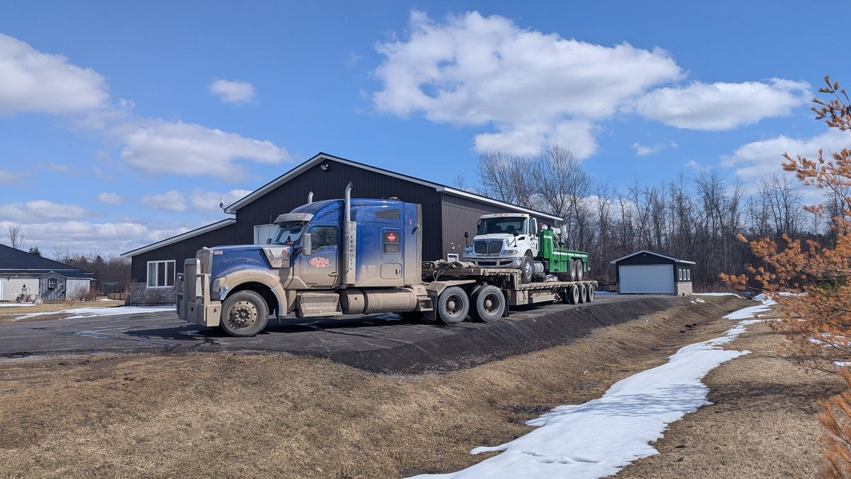 TruckinEh 🚛💨🇨🇦🇺🇸 tweet media